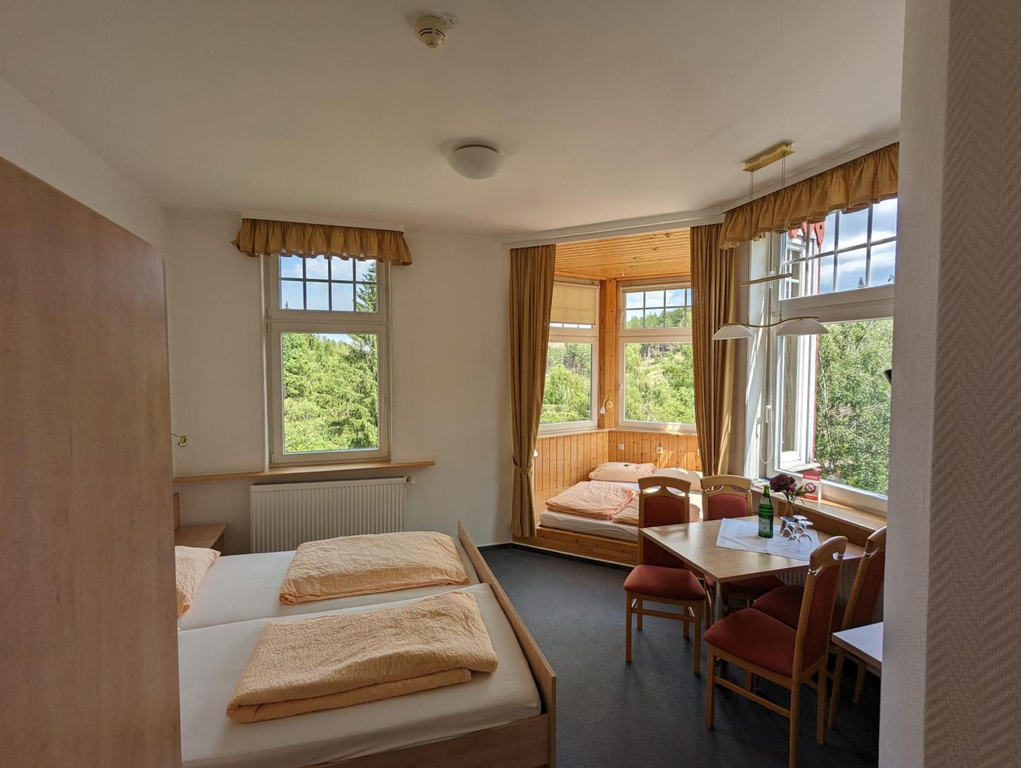 Waldgasthaus & Berghotel Steinerne Renne 韦尼格罗德 外观 照片